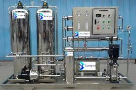 Compact twin-vessel RO unit for building-level supply